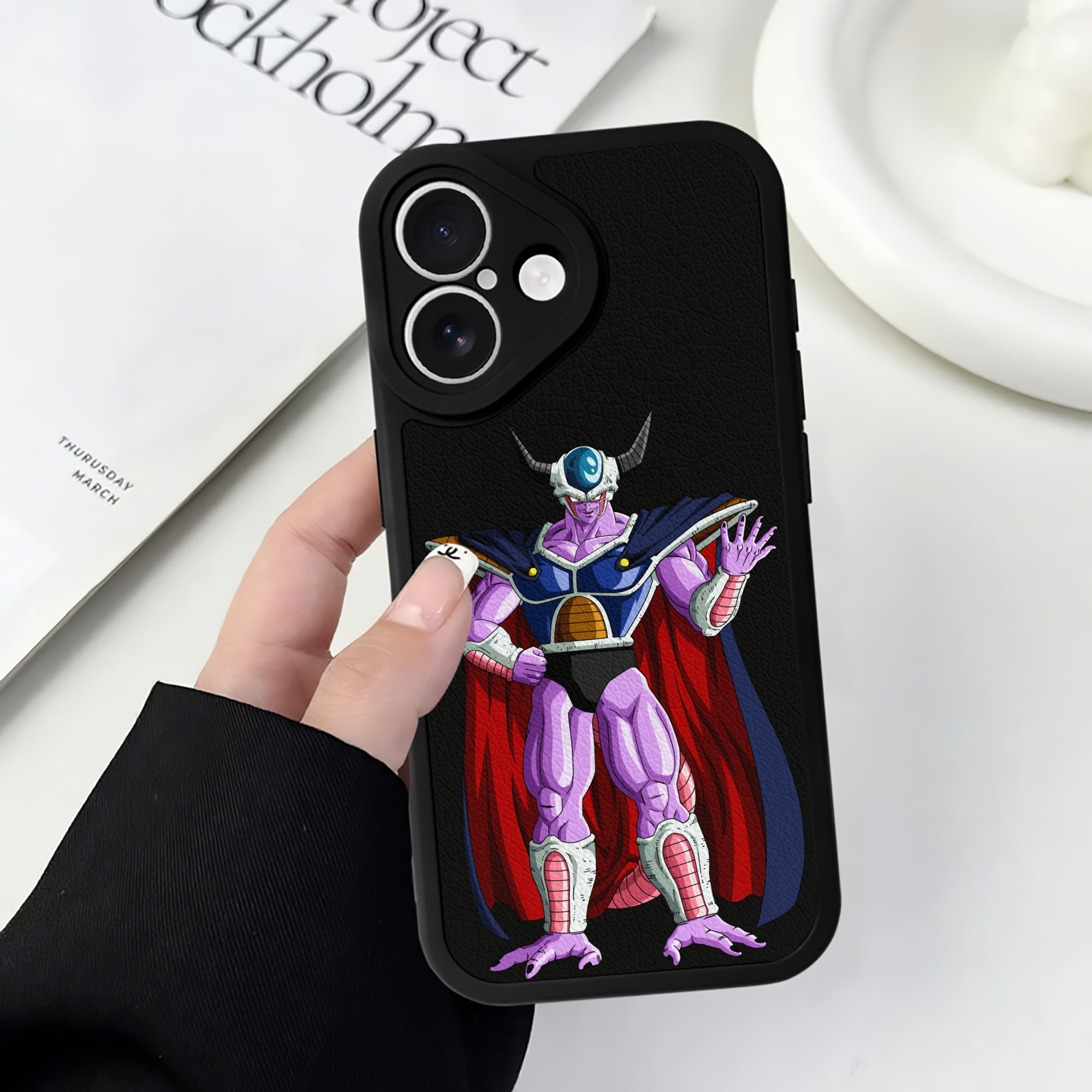（画像用） ドラゴンボール コルド大王 DRAGON BALL King Cold 【iPhone 16シリーズ対応】シリコンスマホケース（レザー調） 材質：シリコン